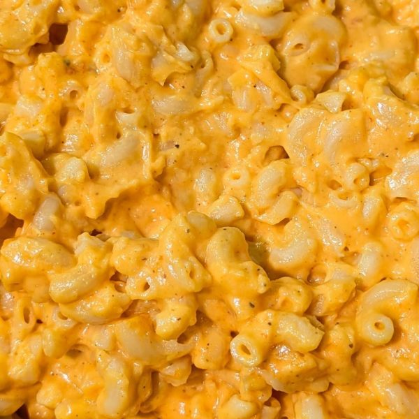 assorted mac and cheese